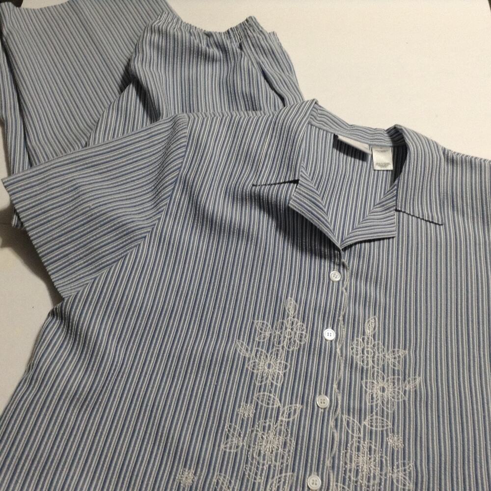 Alfred Dunner Capris Outfit 2 Pc Set Blue Striped Seersucker Top 18 Bottom 14P